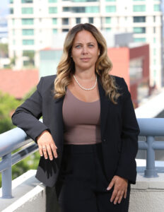 Ana Claudia C. Guedes